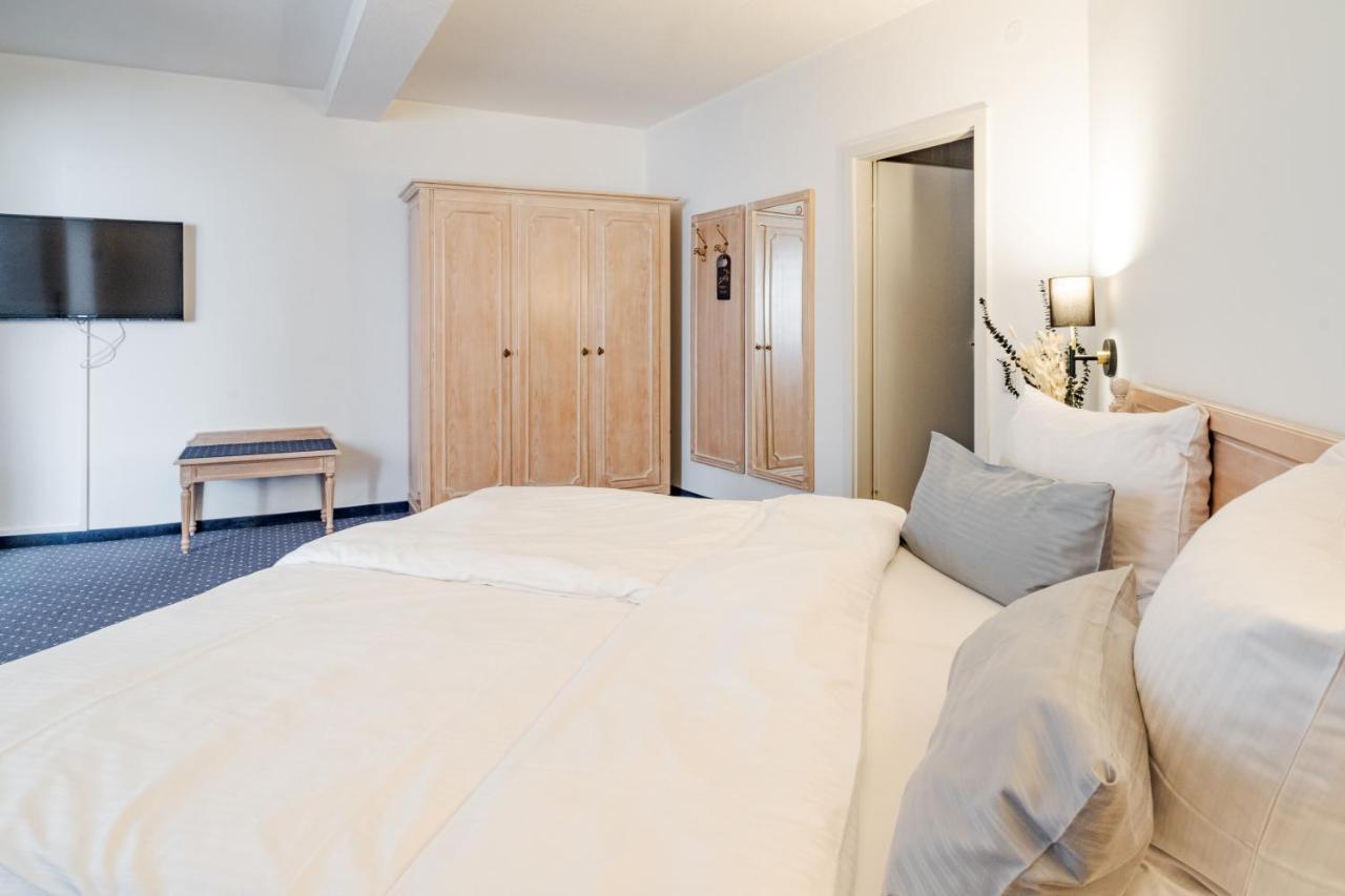 Hotel Goldener Hirsch Kaufbeuren Kamer foto