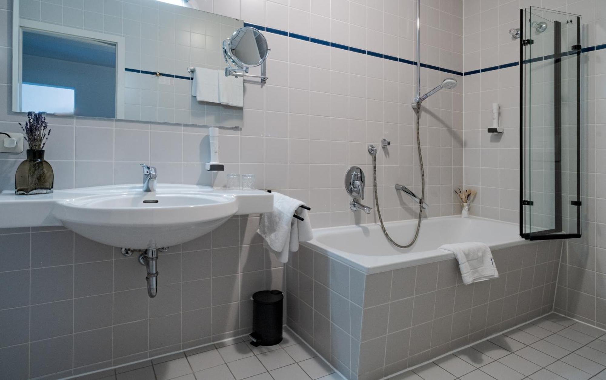 Hotel Goldener Hirsch Kaufbeuren Buitenkant foto
