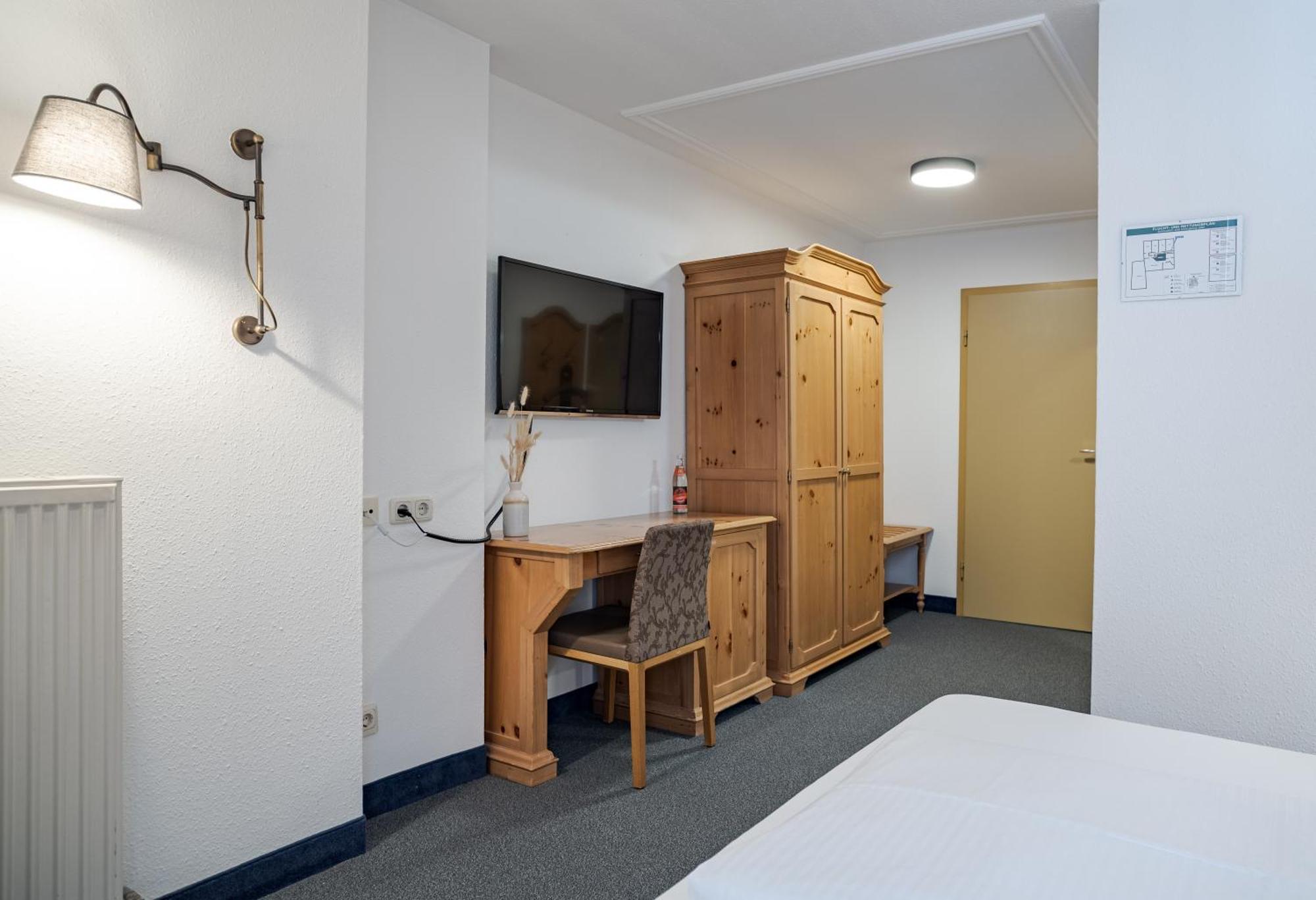 Hotel Goldener Hirsch Kaufbeuren Kamer foto