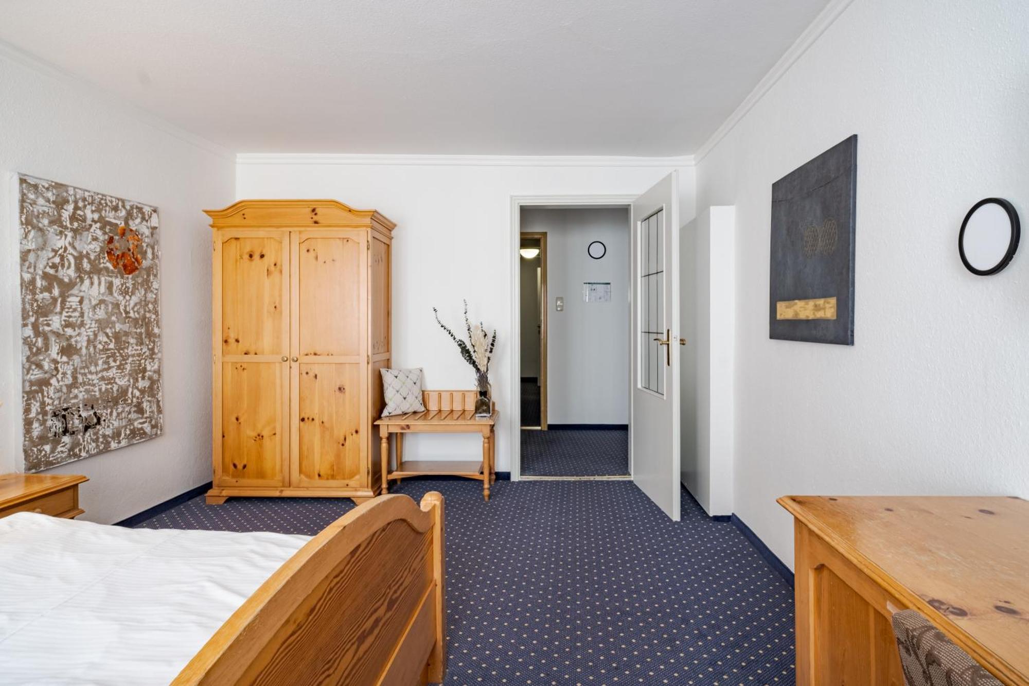 Hotel Goldener Hirsch Kaufbeuren Kamer foto